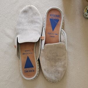 Verbenas Women's Tan Suede Mules